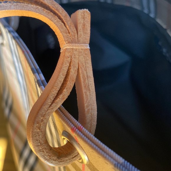 Vintage Burberry Plaid Tote - Picture 7 of 10